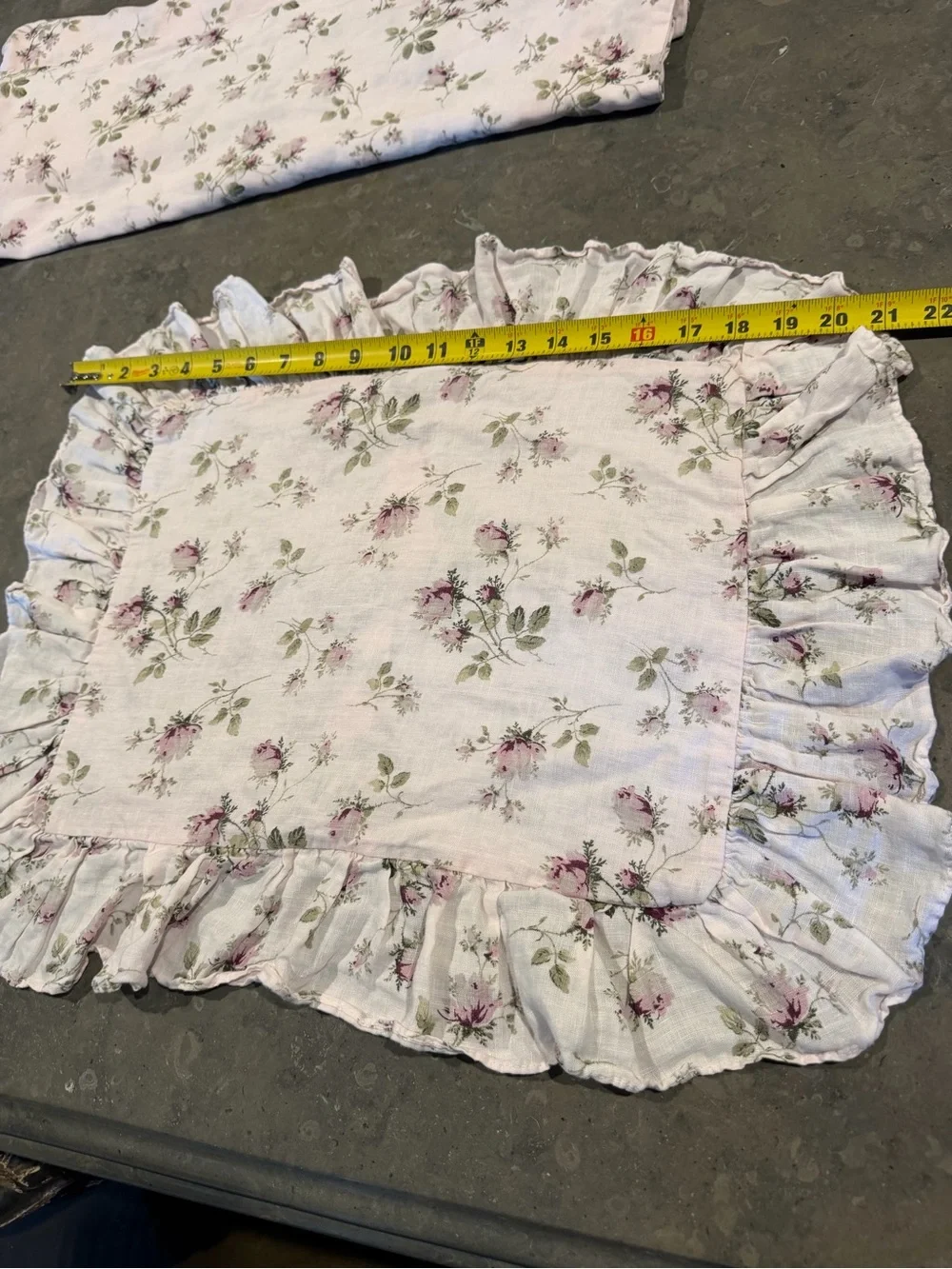 BELLA NOTTE Vintage floral LINEN pale pink single sham